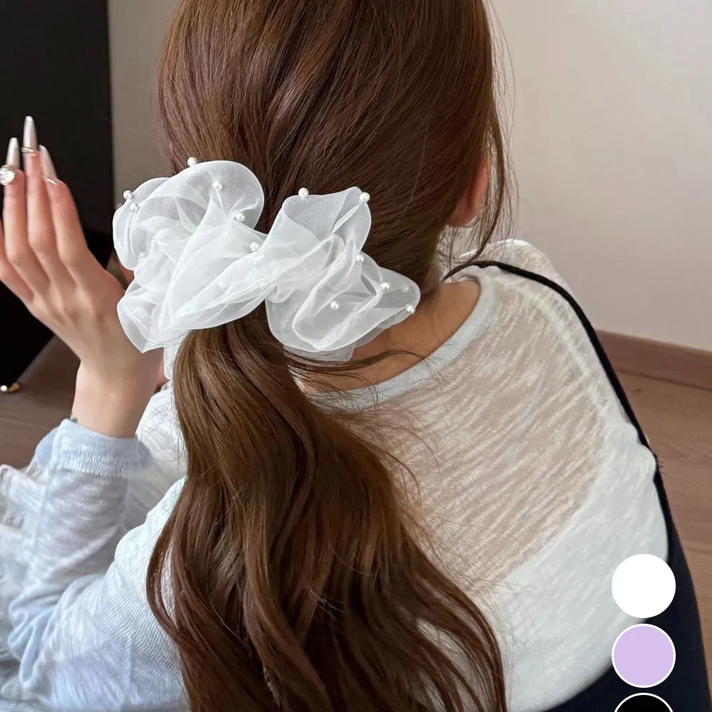 ビッグオーガンジーシュシュ(パール付き)(ホワイト)着用・全体イメージ