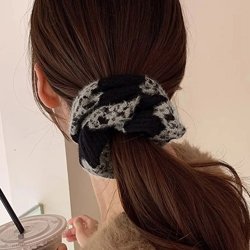 ヒョウ柄シャギーシュシュ