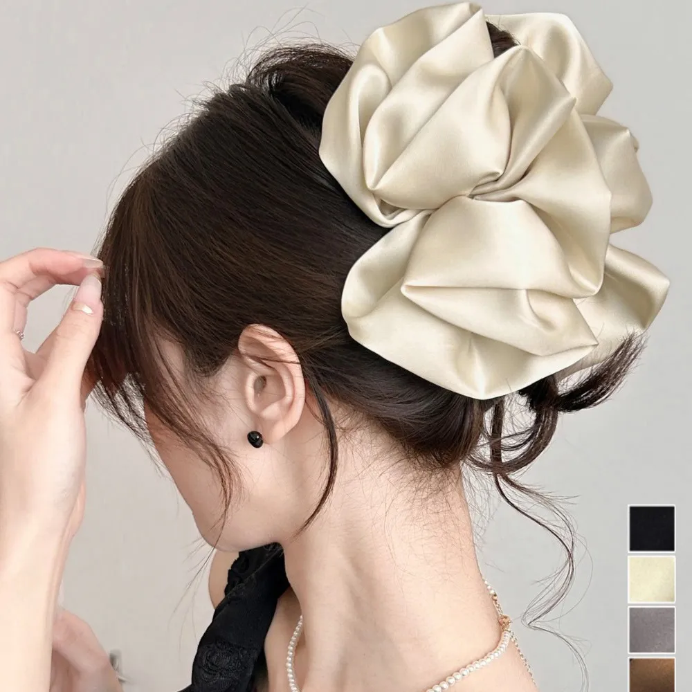 サテンフラワーヘアクリップ